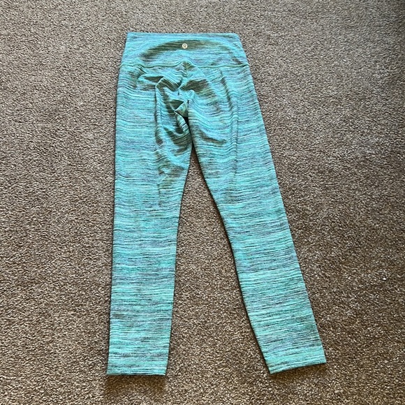 lululemon leggings - Picture 3 of 4